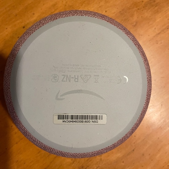 Amazon Echo Dot - Picture 3 of 3